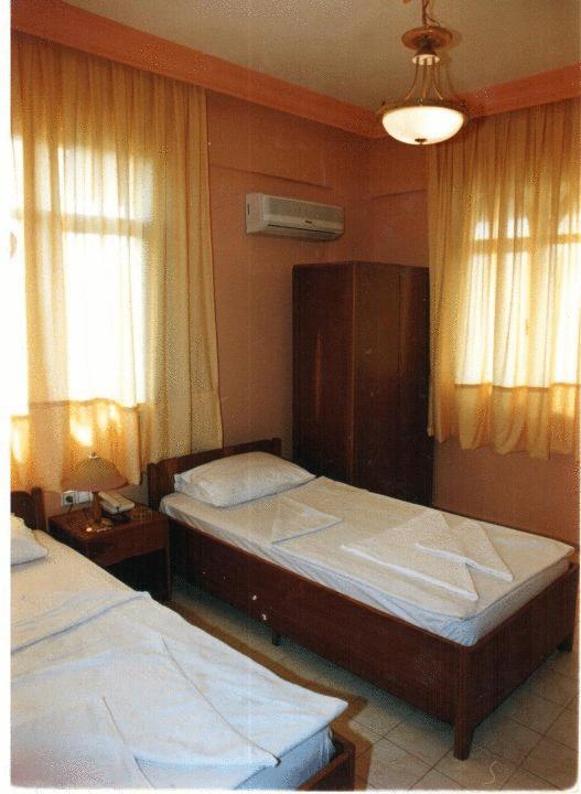 Holiday World Hotel Alanya Habitación foto
