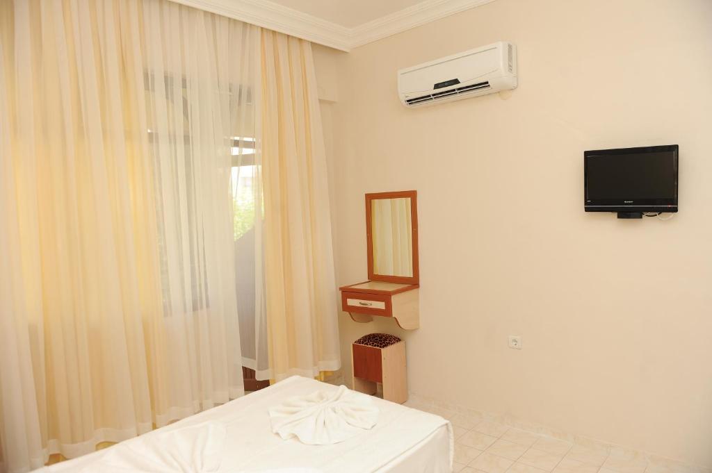 Holiday World Hotel Alanya Habitación foto